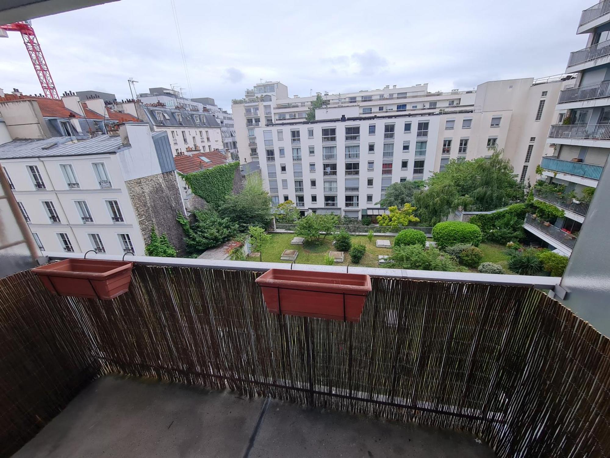 Studio Calme Et Central Appartement